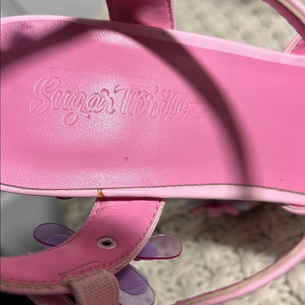 Super fun Sugar Thrillz brand platforms - Picture 11 of 14